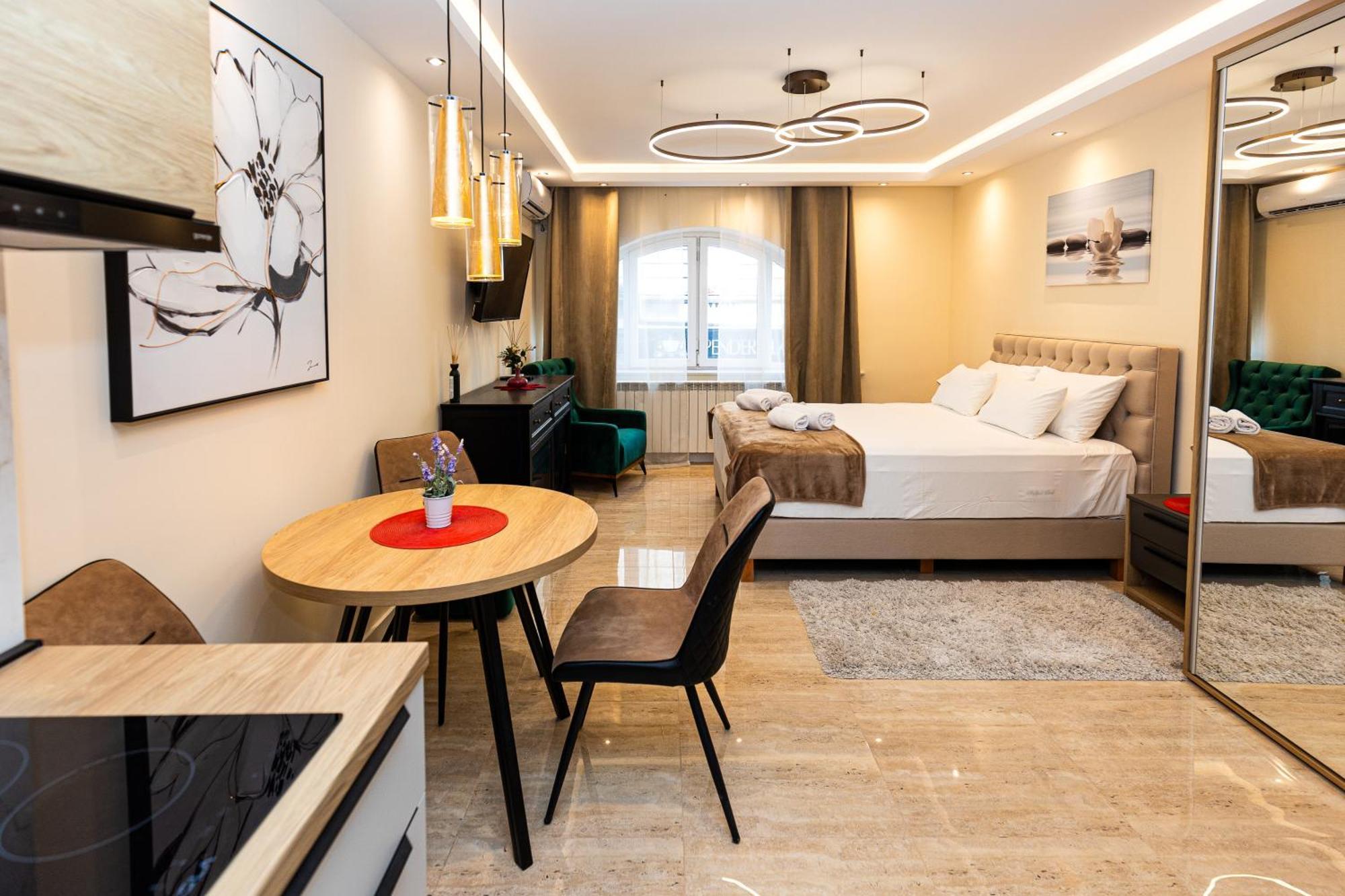 Apartment Mignon Belgrado Esterno foto